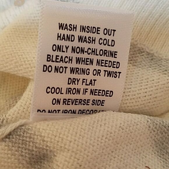 ELLE WHITE AND GRAY STRIPED SEQUINED LIGHTWEIGHT LONG-SLEEVE SWEATER, SIZE SMALL - Picture 7 of 7